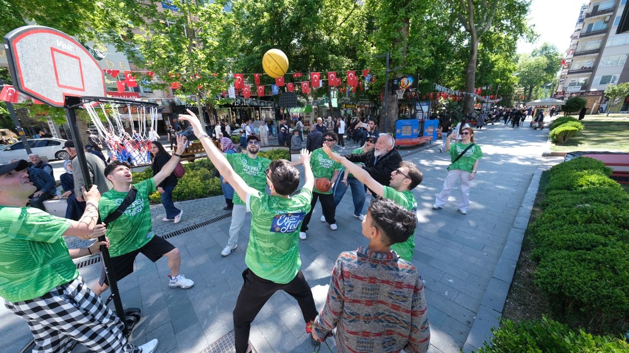 Kocaeli EnFest 19 Mayıs Gençlik Etkinlikleri Başladı