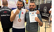 Arslan Akman’dan Dünya Kick Boks Şampiyonası Bronzu
