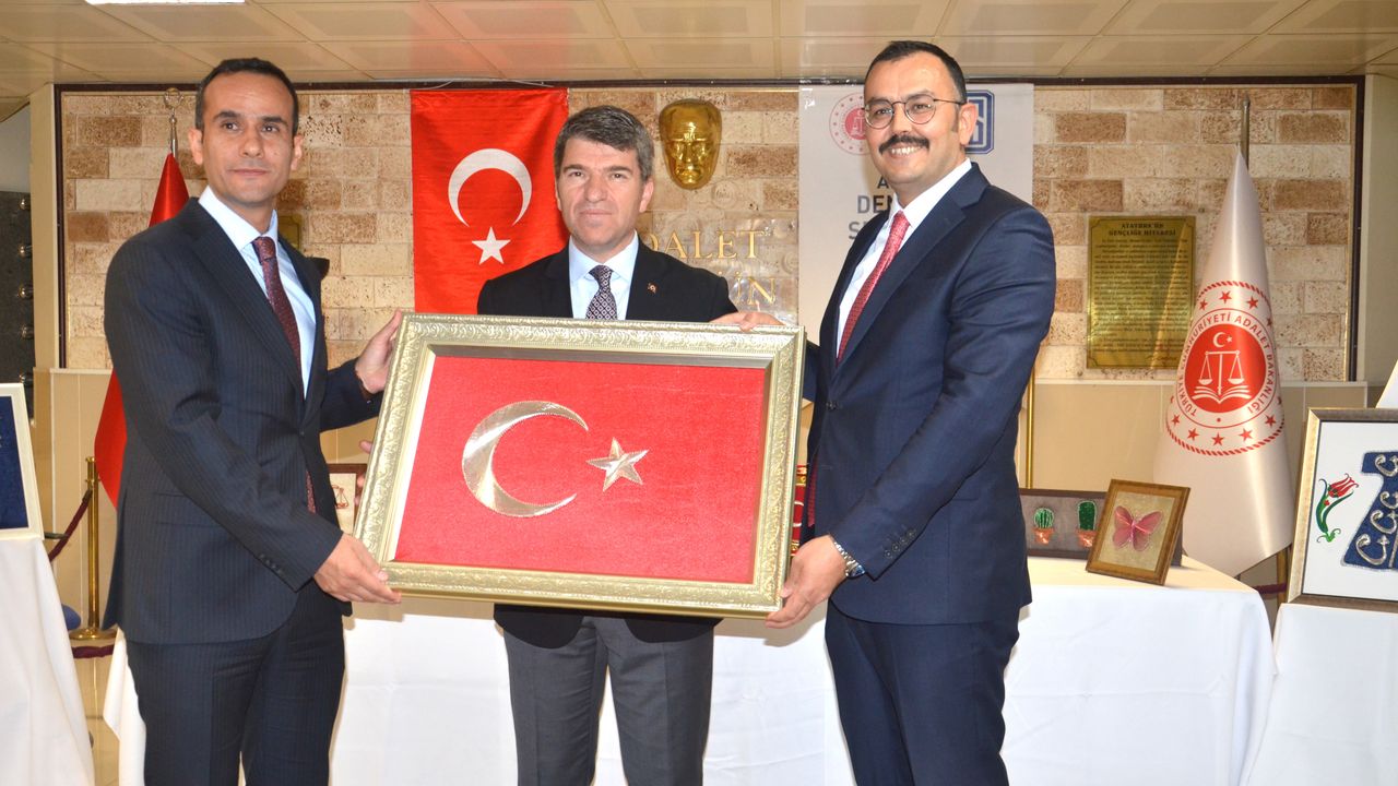 Amasya Adalet Sarayı’nda Bağımlılıkla Mücadele Sergisi