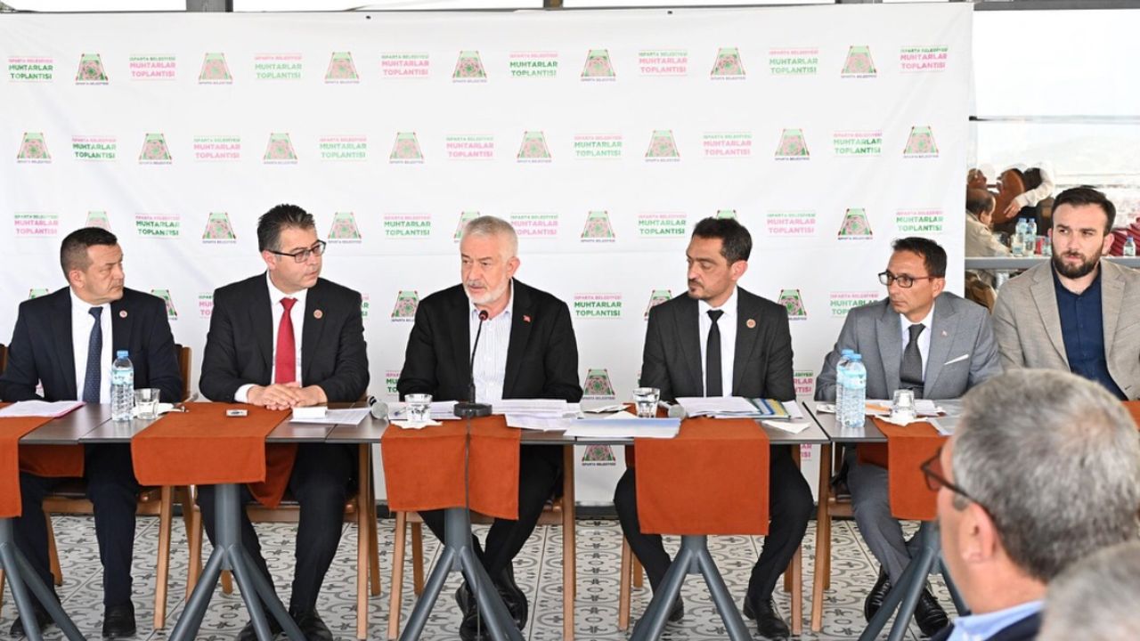 Isparta Başdeğirmen Muhtarlarla Şehir Gelişimini Ele Aldı