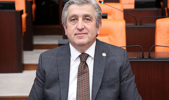 CHP’li Murat Çan’dan 19 Mayıs’ta Hükümet Eleştirisi