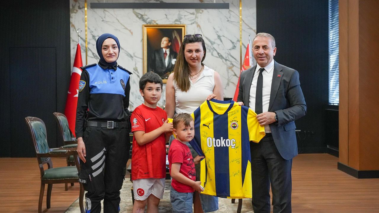 Şehit Oğluna Fenerbahçe Formasıyla Duygusal Sürpriz