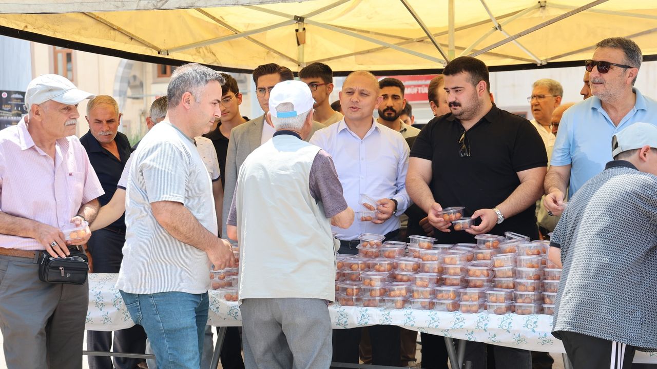Kırıkkale’de Ferdi Zeyrek Anısına Lokma Hayrı Düzenlendi
