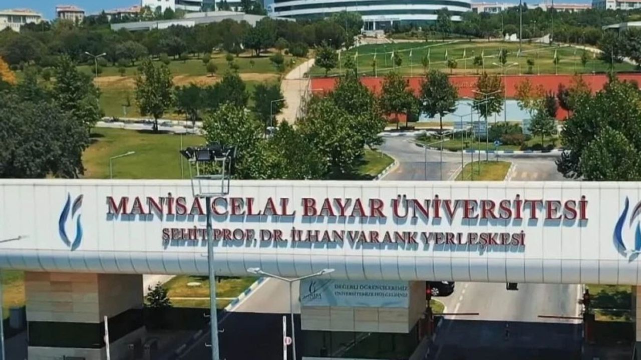 Manisa Öğrenci Memnuniyetinde Türkiye Üçüncüsü Oldu