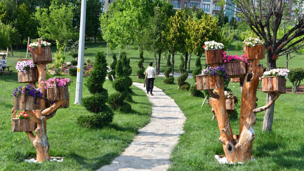 “Ankara’daki Parklar Kurban Bayramı’nda Yoğun İlgi Gördü”