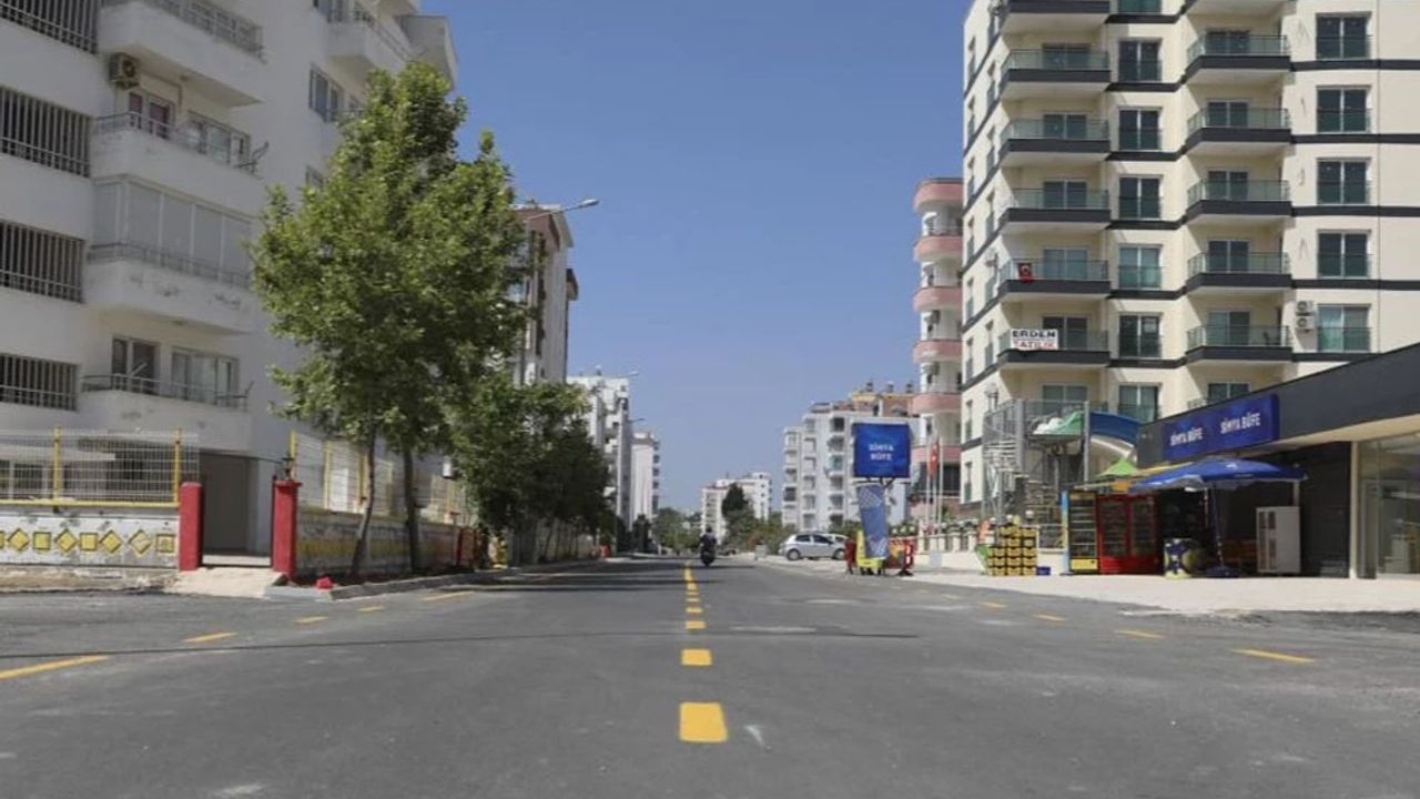 Mersin’de Atakent Mahallesi’ne 1250 Metrelik Yol Yenilemesi