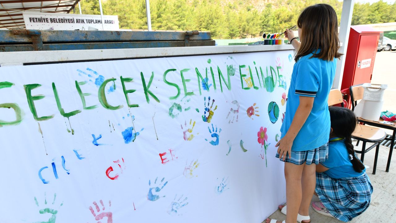 Fethiye’de Atık Pil Toplama Yarışması Sonuçlandı