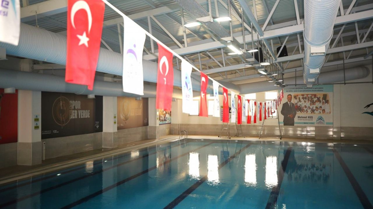 Eyyübiye Yarı Olimpik Yüzme Havuzu Yaz Sezonuna Başlıyor