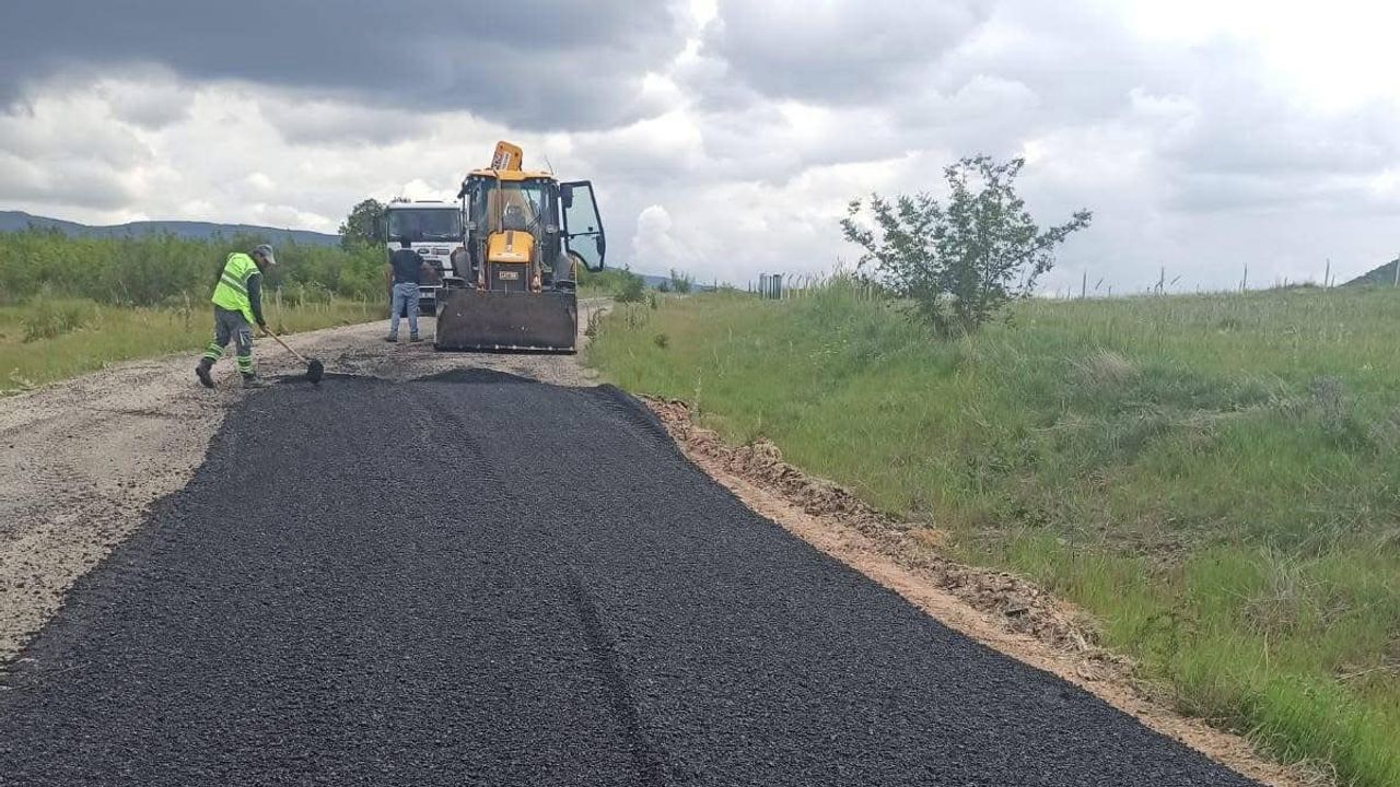 Güdül’de Altyapı ve Yol Çalışmaları Hız Kesmeden Devam Ediyor
