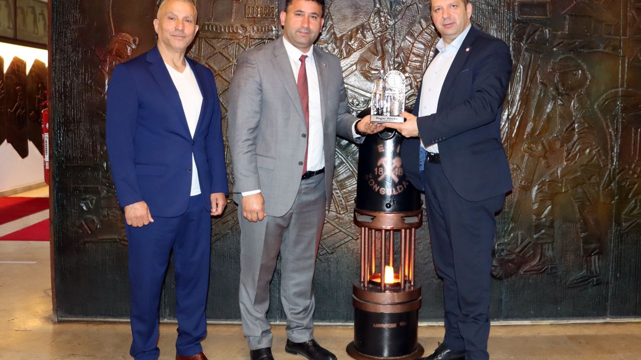 MTA Bölge Müdürü GMİS’te Bayramlaşma ve Maden Sorunlarını Görüştü