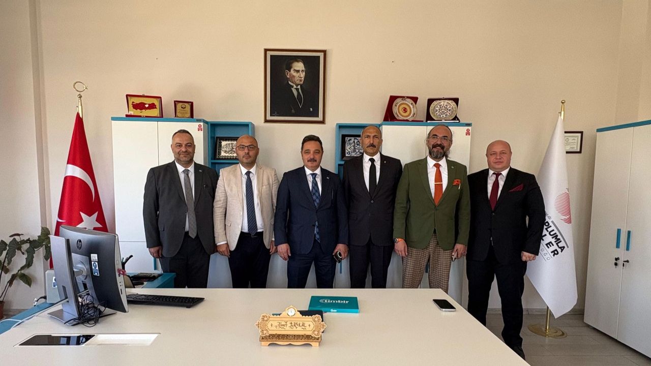 “TİMBİR ve BHA Heyeti Sivas’ta İnternet Medyasını Geliştirme Çalışmalarını Görüştü”