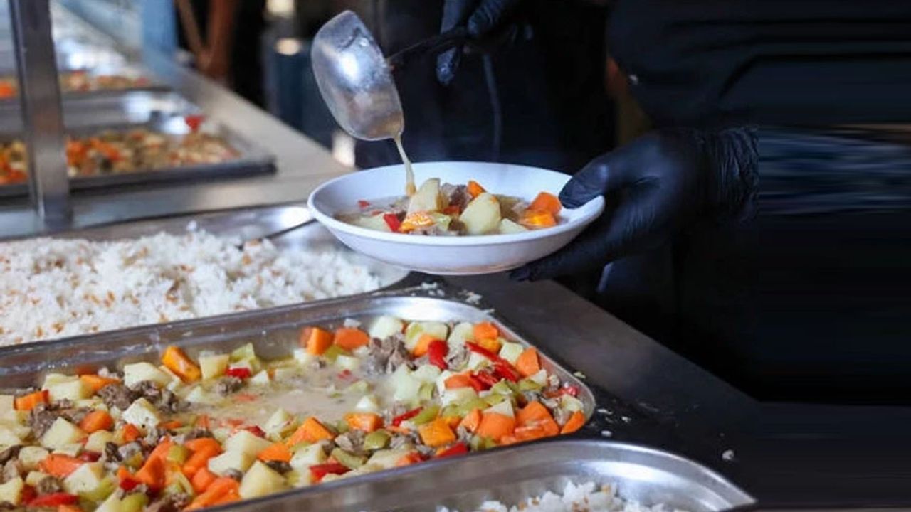 Antalya’da Uygun Fiyatlı Kent Lokantası Hizmete Girdi