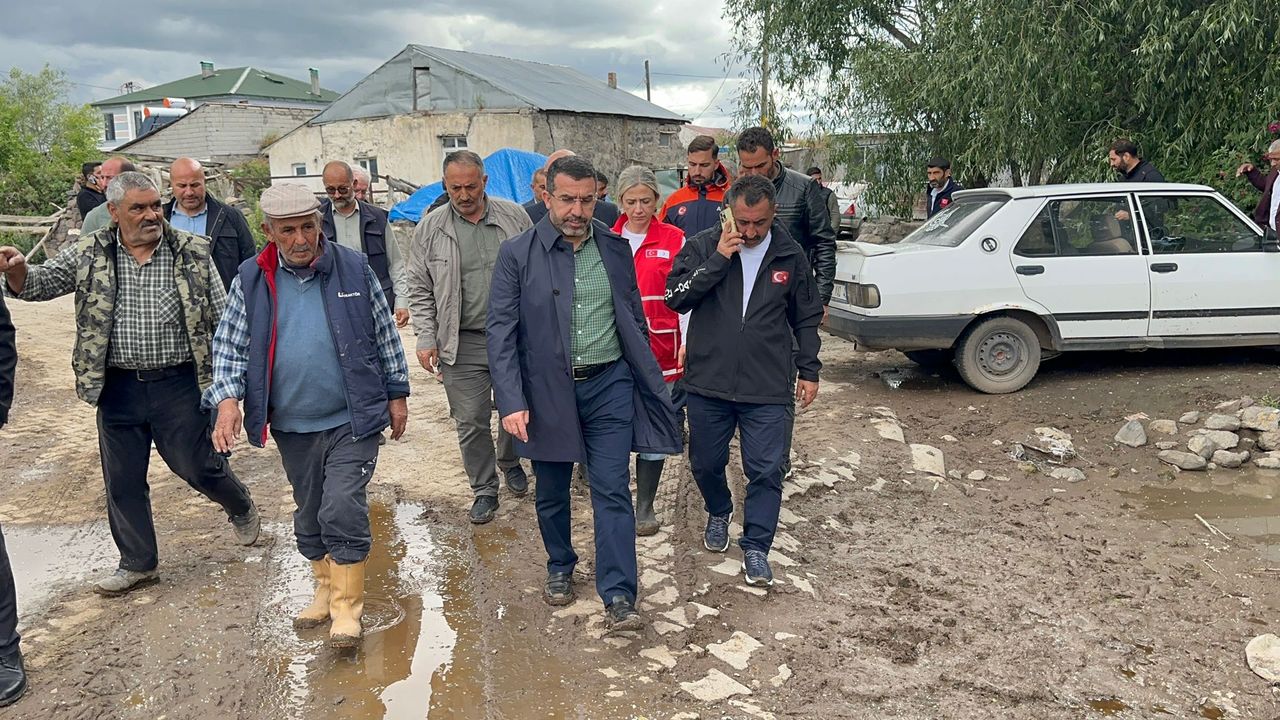 Kars’ta Sel Sonrası Devlet Yetkililerinden Yardım Sözü