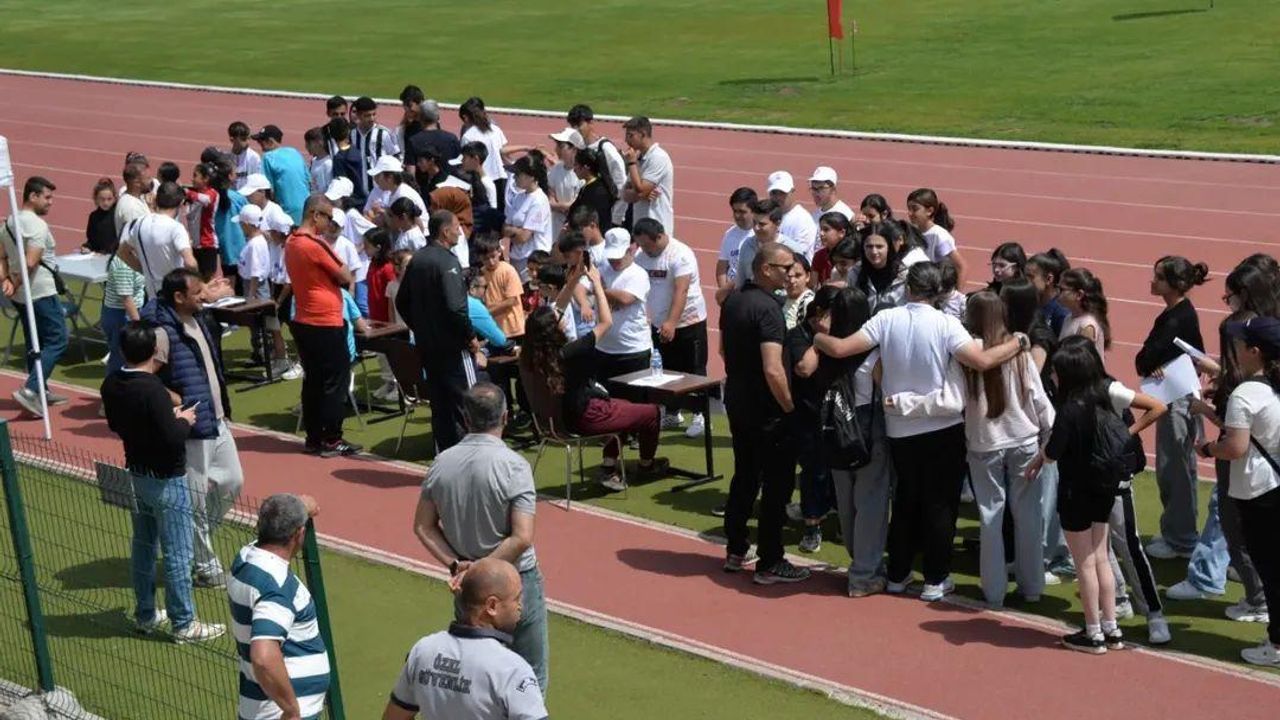 Kars’ta Yaz Spor Okulları ile Ücretsiz Eğitimler Başladı