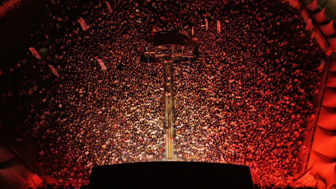 İzmit Milli İrade Meydanı Kocaeli’nin Yeni Cazibe Merkezi Oldu