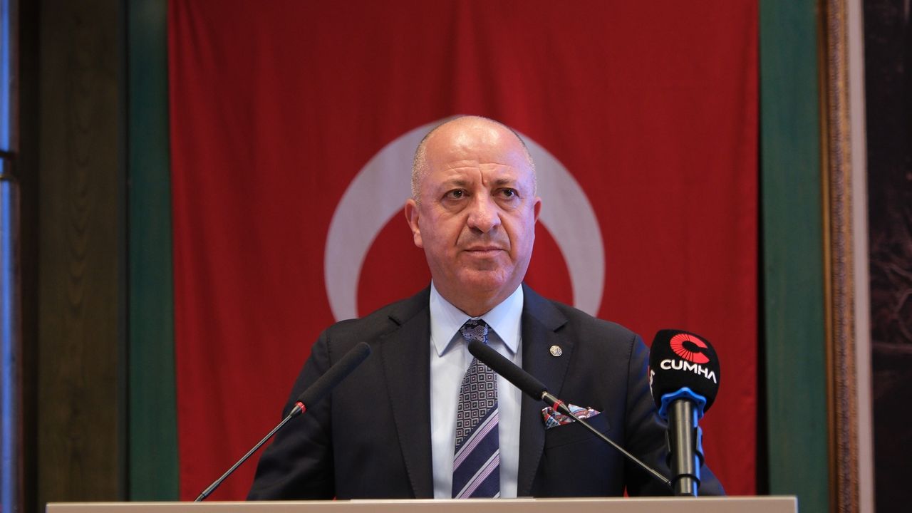 ASO Başkanı Seyit Ardıç’a Üstün Hizmet Ödülü Verildi