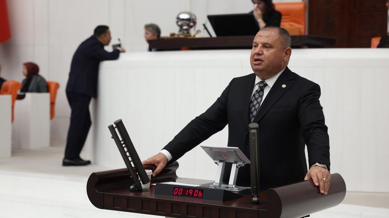 MHP’li Öztürk: Sanal Bahis Tehlikesine Dikkat, Kırıkkale’ye Stadyum