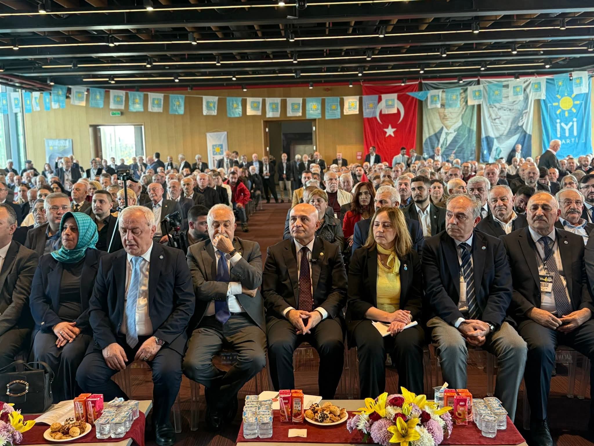 Samsun İYİ PARTİ’de Hasan Aksoy Güven Tazeledi