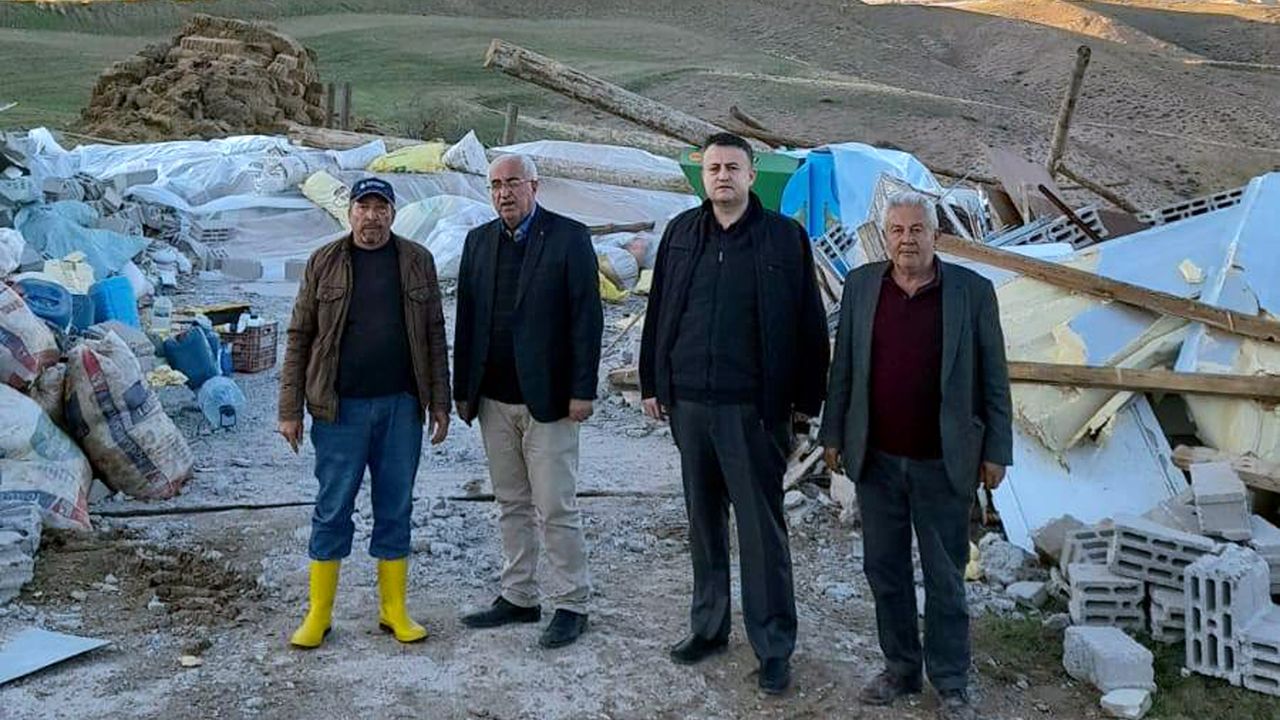 Ankara Dikmen’de Fırtına Sonrası AK Parti Heyeti İnceleme