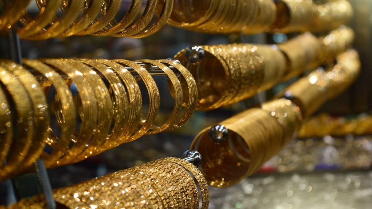 Gram Altın Yükselişini Sürdürüyor, Ons Altın 4208 Dolar