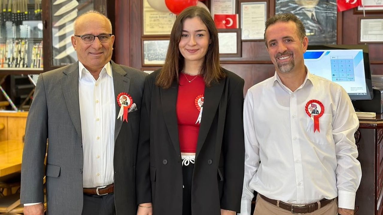 Buket Pide İstanbul’da Sürmene Pidesi Geleneğini Yaşatıyor