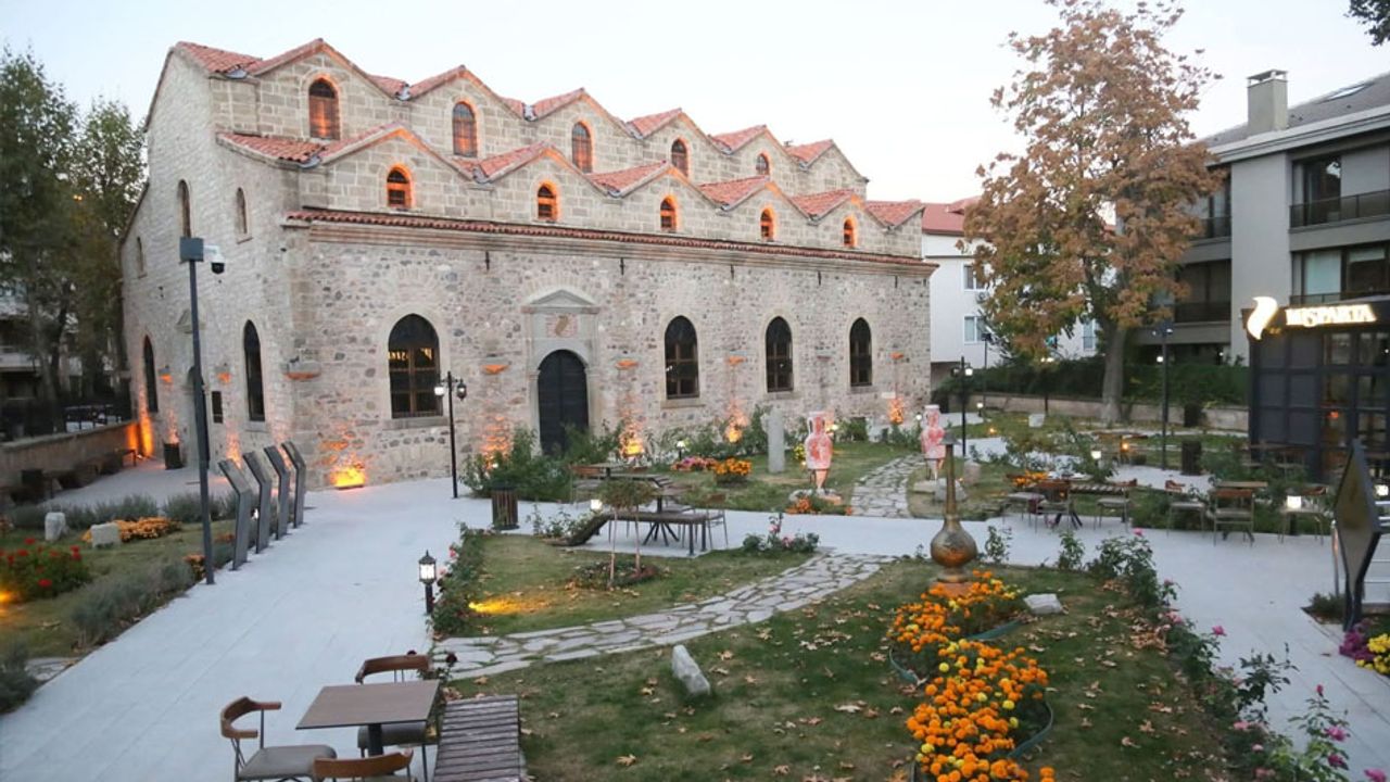 Isparta’da Türkiye’nin İlk Koku Müzesi Açıldı