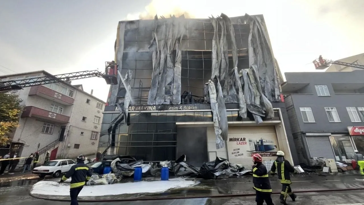 Kocaeli Yangını Sonrası Bakanlık Görevden Uzaklaştırdı