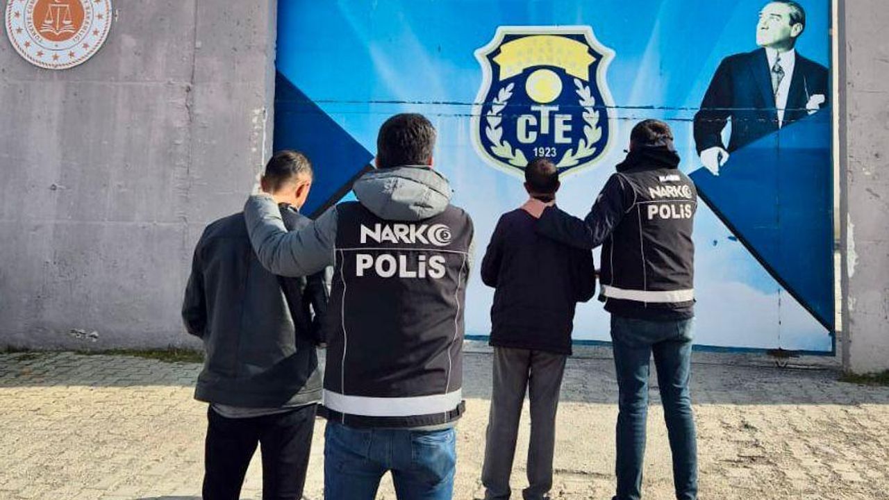 Kars’ta Narkotik Operasyon: 20 Yıl 10 Aylık Ceza ile 2 Şüpheli Yakalandı