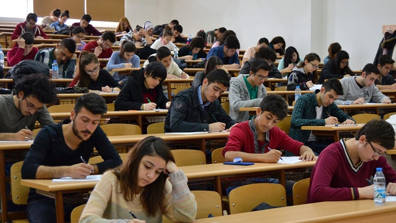 İkinci Üniversite Okuyanların Sayısı 2 Milyona Yaklaştı