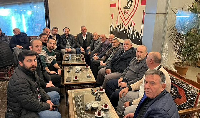 Kavak Muhtarı Sayit Esen Gençlere Tam Destek Vaat Etti