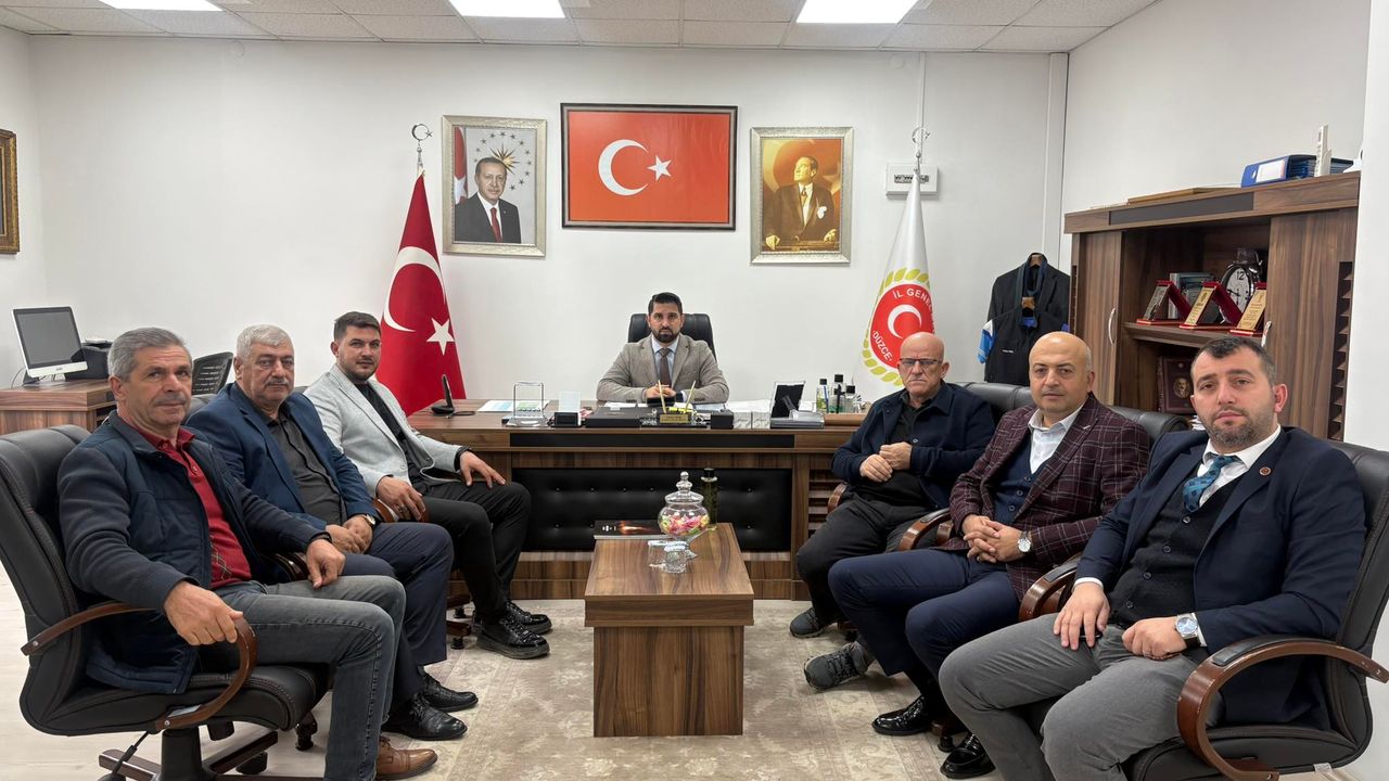 Düzce’de Yeni Taşköprü Köyü Muhtarı İl Genel Meclisi Başkanını Ziyaret Etti