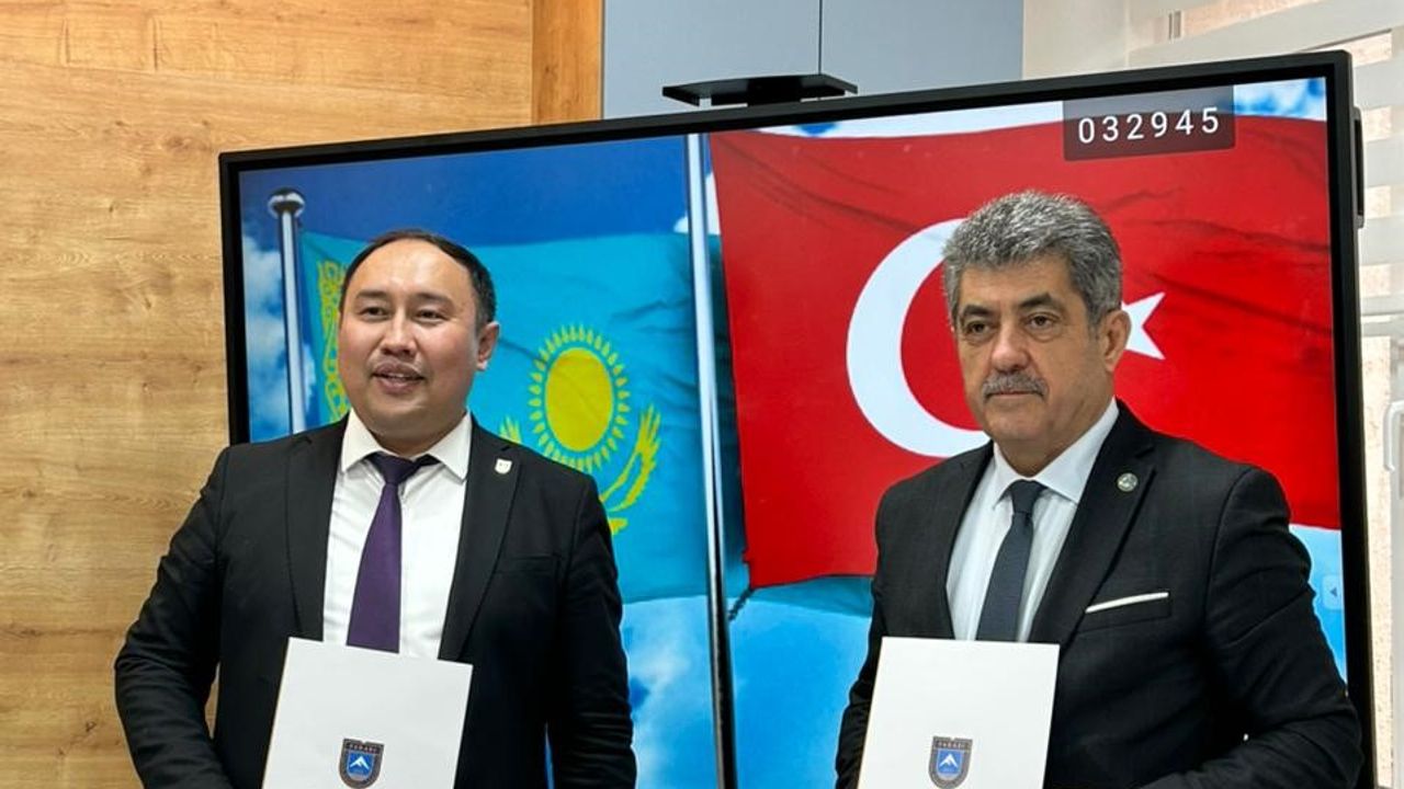 Türk Dünyası Gazeteciler Federasyonu Kazak Üniversitesi ile İş Birliği Görüştü