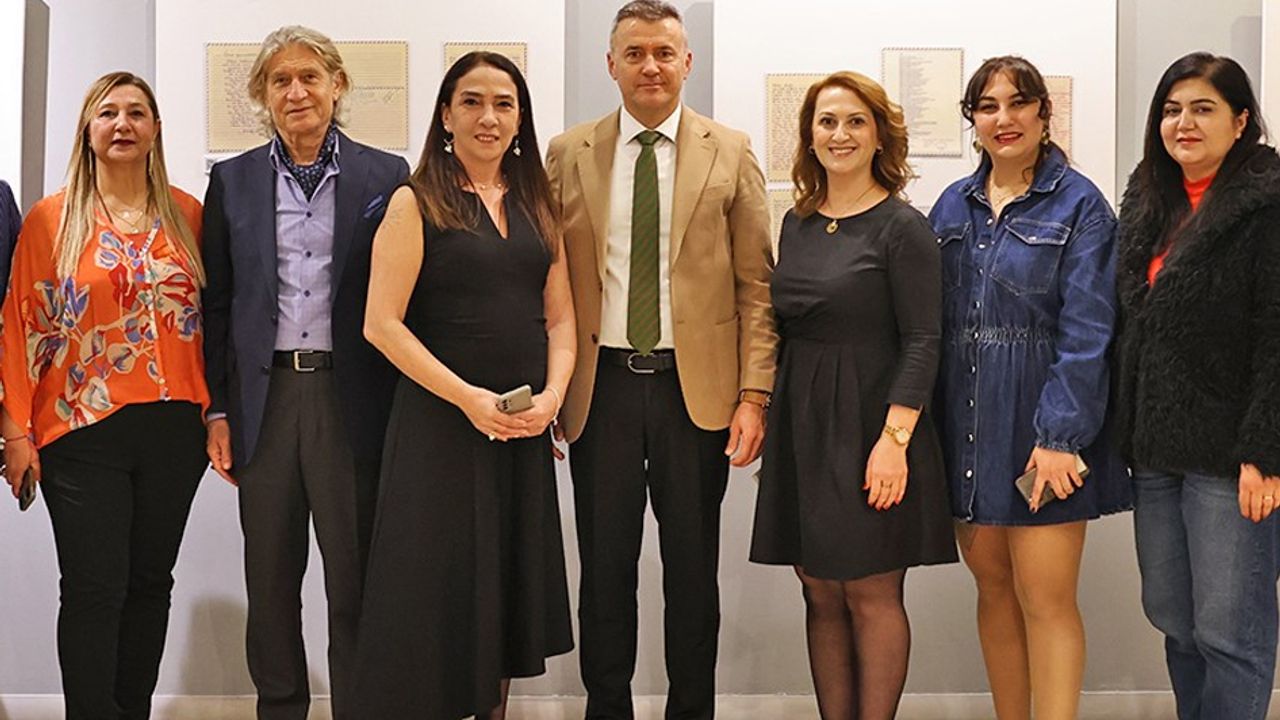 Konuşan Mektuplar Sergisi Mersin’de Sanatseverlerle Buluştu