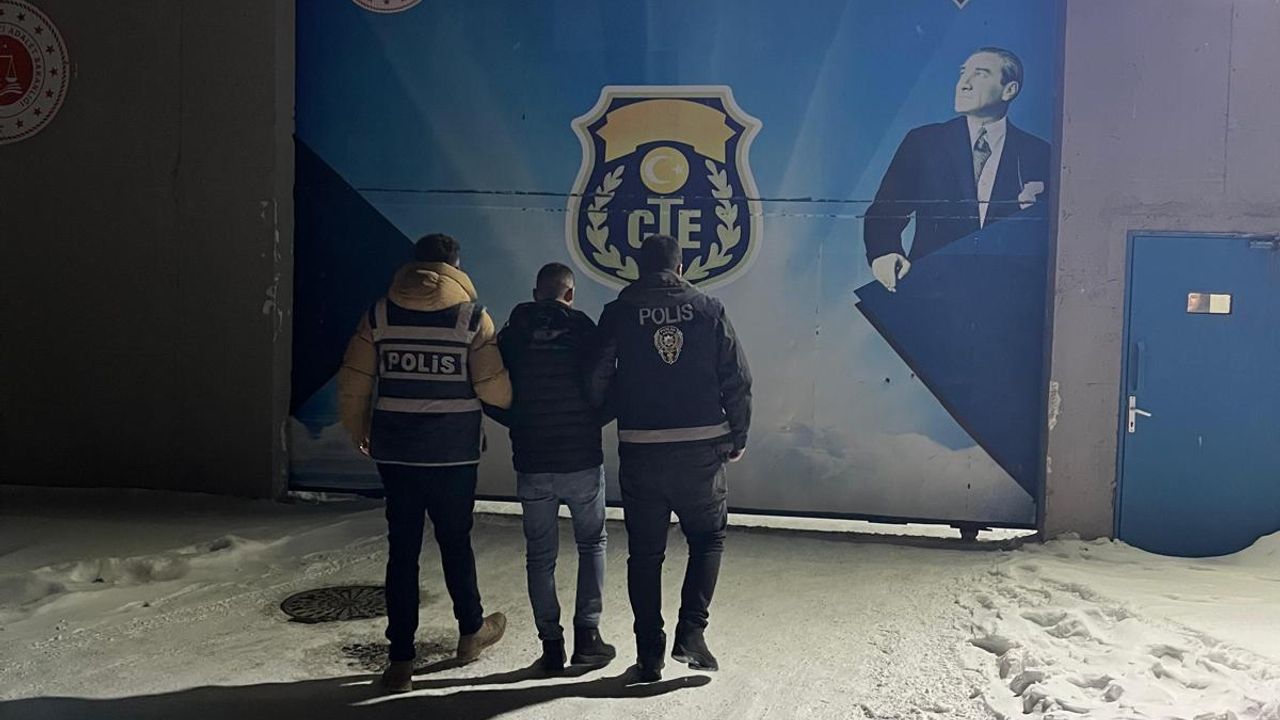Kars’ta Kaçan Uyuşturucu Hükümlüsü Kovalamaca Sonunda Yakalandı