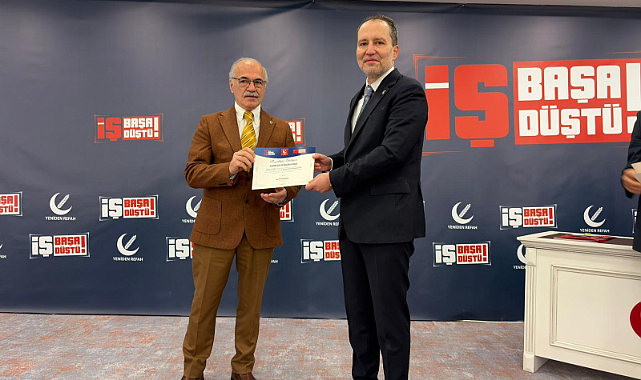 Fatih Erbakan Samsun İl Teşkilatı’na Teşekkür Belgesi Takdim Etti