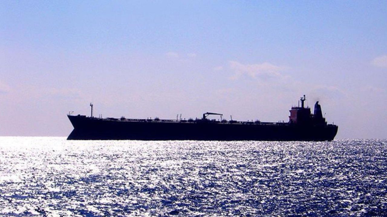 Karadeniz’de Tankere Saldırı: Gemi Sinop’a İlerliyor