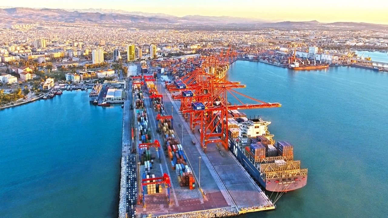 Türkiye’nin Komşu Ülkelere İhracatı 25,3 Milyar Doları Aştı