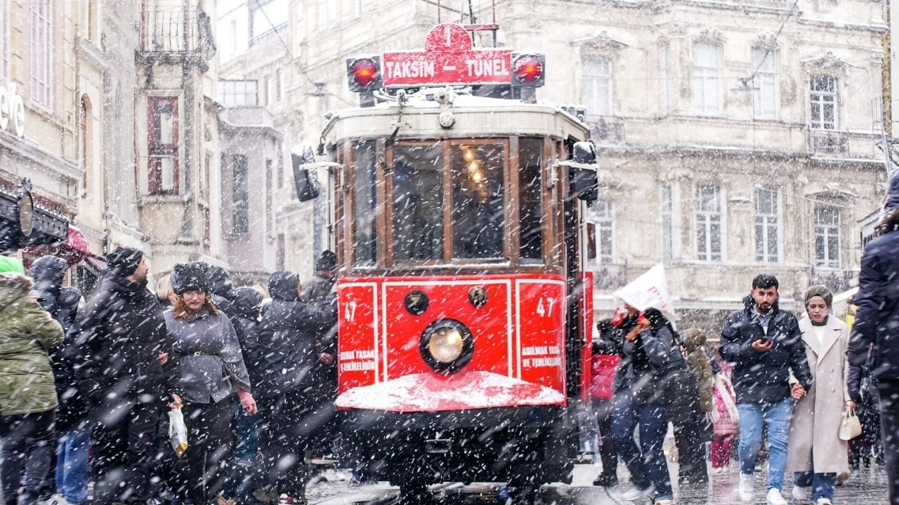 Soğuk Hava Dalgası ile Türkiye’de Kar Yağışı Etkili Olacak