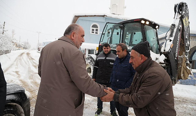 Canik’te Kar Mücadelesi 7/24 Aralıksız Sürüyor