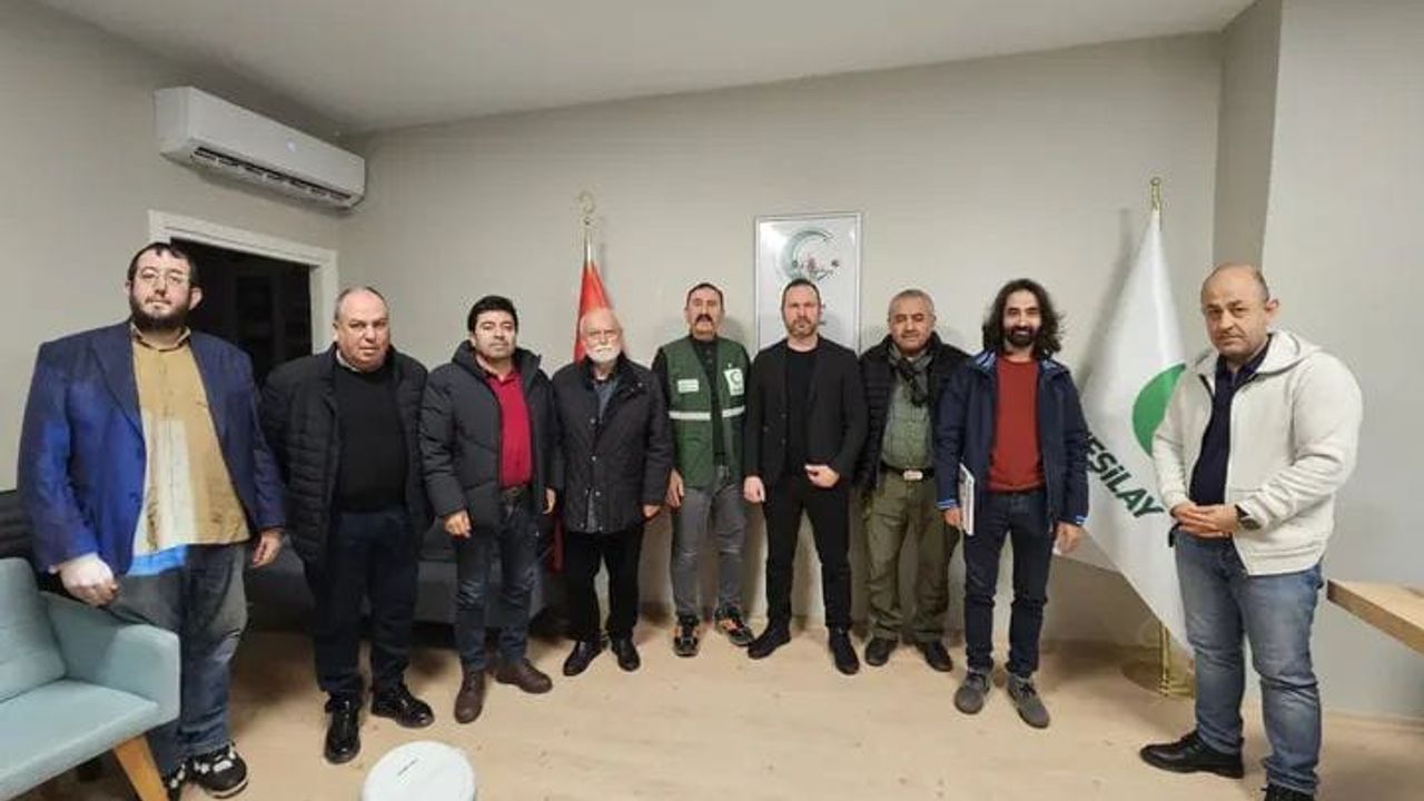 Yeşilay Camilerde Babalara Yönelik Bağımlılıkla Mücadele Sunumları Başlattı