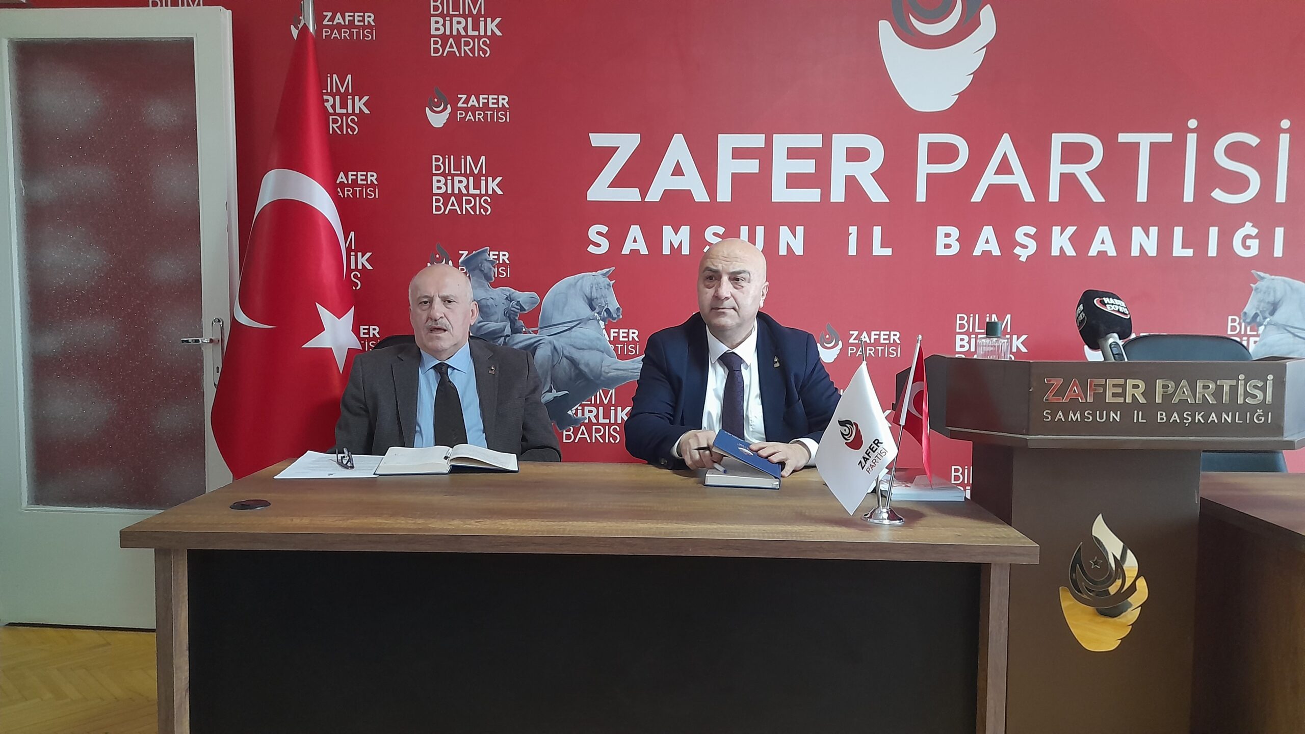 ZEHRİ İLAÇ DİYE YUTTURUYORLAR”