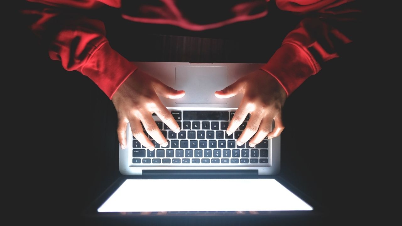 Ankara Başsavcılığı: Siber Dolandırıcılar Gençleri Hedef Alıyor