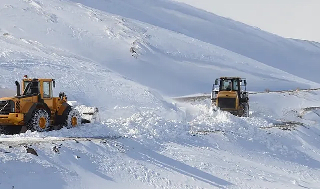 Van, Hakkari ve Bitlis’te 103 Yerleşime Ulaşım Kapandı