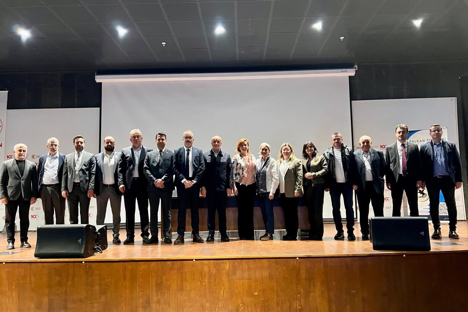 Samsun Balkan Türkleri Başkanı Adem Tuğral Yeniden seçılerek güven tazeledi