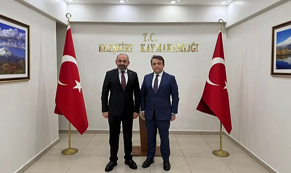 Kavak AK Parti Başkanı Eski Kaymakam Ömer Saygılı’yı Ziyaret Etti