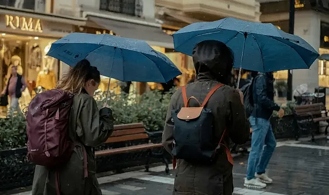 Meteoroloji Uyardı: Batıda Sıcak, Doğuda Sağanak ve Çığ Riski