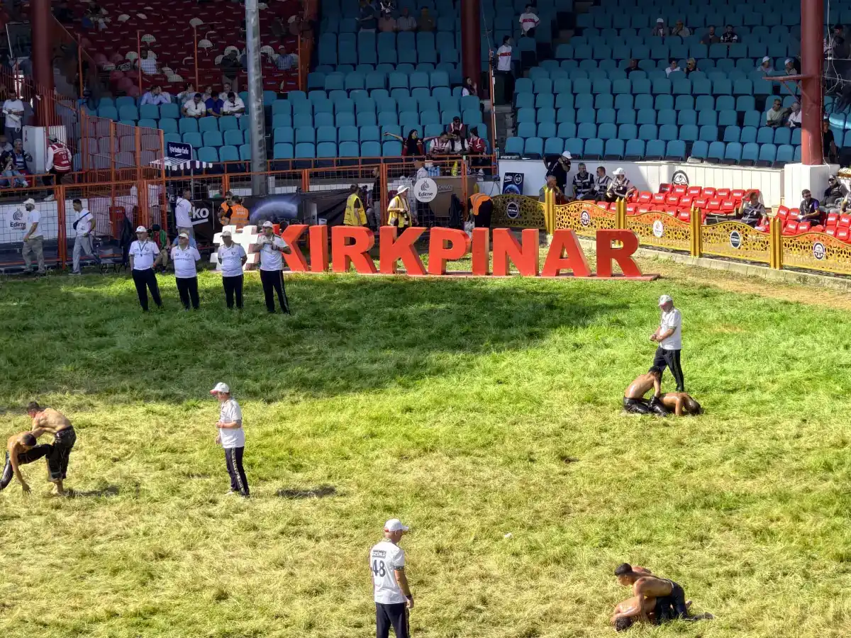 665. Kırkpınar Yağlı Güreşleri’nde başpehlivan finali saat 17.30’da