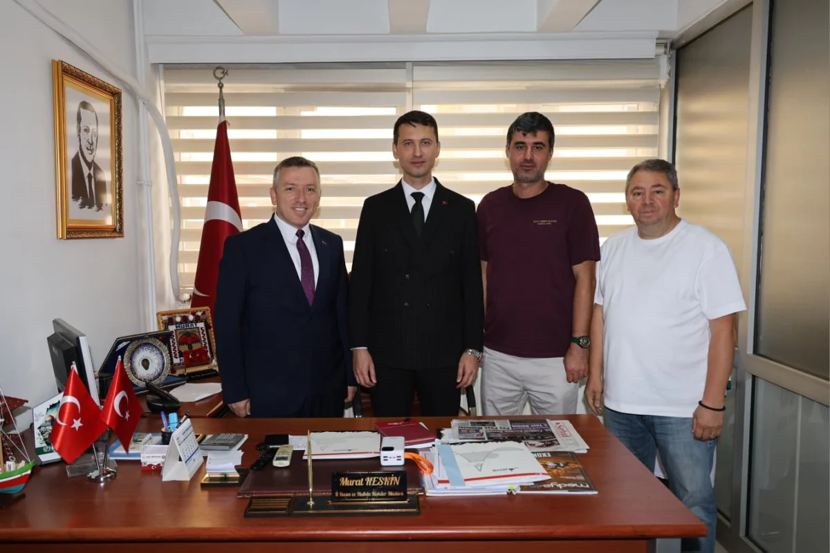 Arhavi Kaymakamı Çimşir, Mardin görevi öncesi derneğe veda ziyareti yaptı