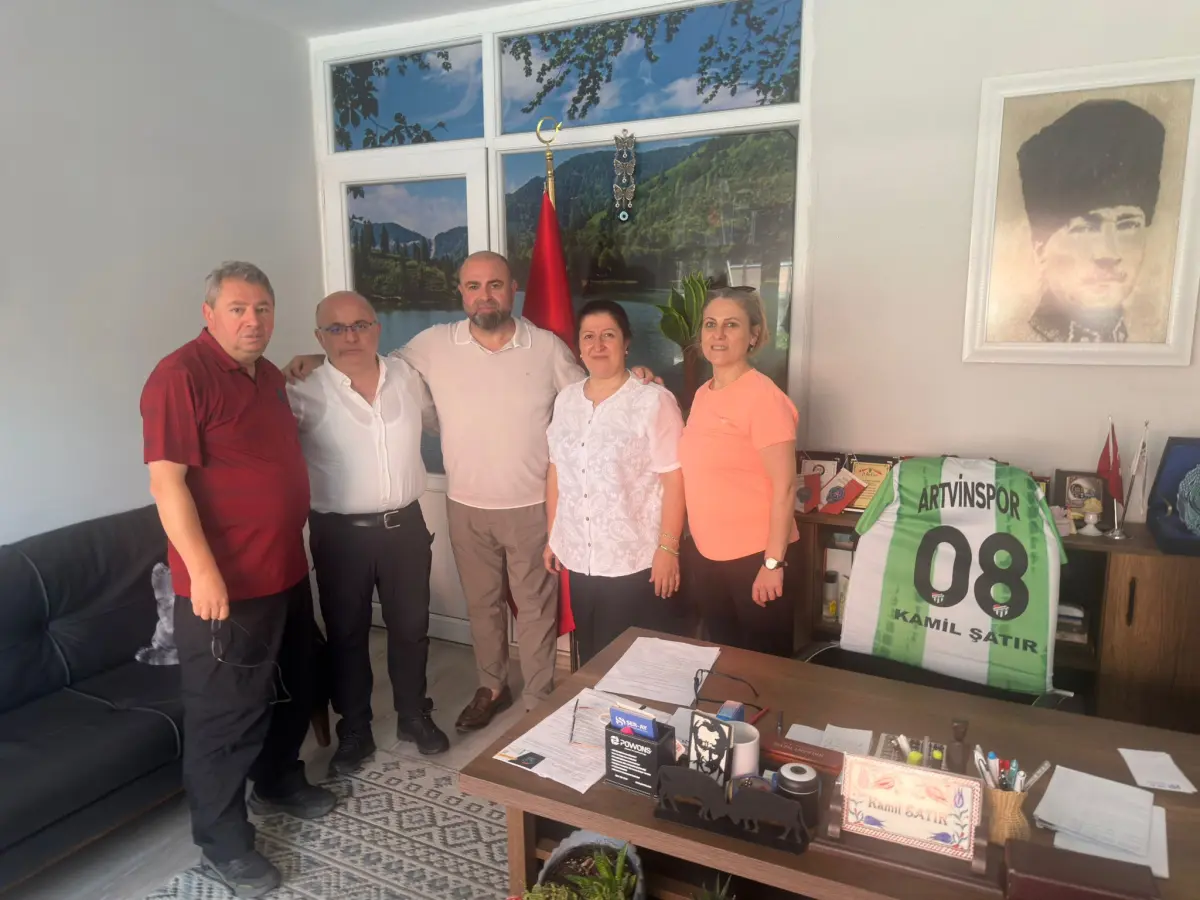 Artvinspor yönetimi Bursa’daki iş insanlarıyla buluştu