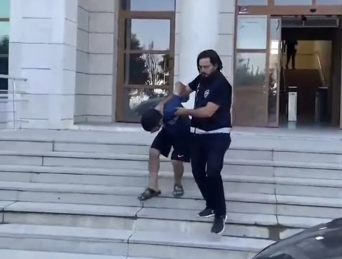 Hatay’da eşini bıçakla tehdit eden koca tutuklandı